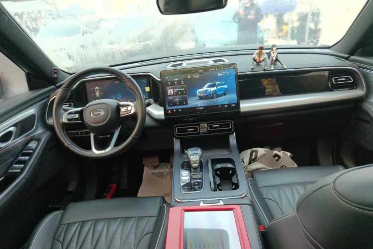 Used GAC Trumpchi GS8 2022 Linghang Series 2.0 TGDI Two-Wheel-Drive Luxury Smart Connectivity Version (7 Seats)