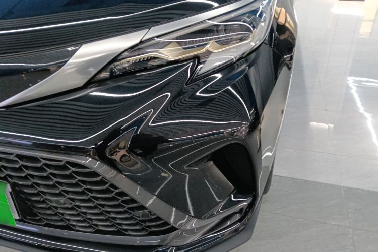 Used Toyota Granvia 2023 2.5L Hybrid Prestige PLUS Edition
