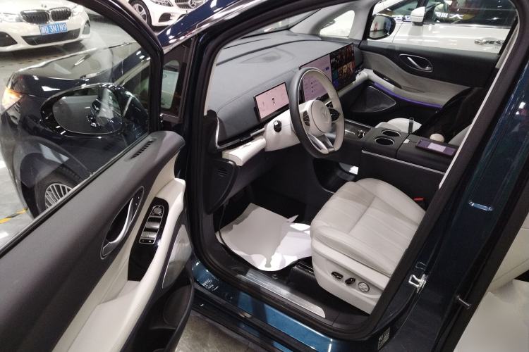 Used VOYAH Dream 2025 PHEV Four-Wheel-Drive Flagship Kunpeng Edition