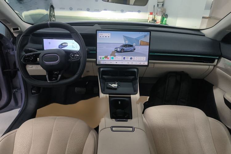 Used Lynk & Co 07 2024 EM-P 126 Long-Range Intelligent Driving Ultra
