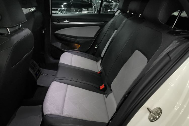 Used Volkswagen Golf 2025 300TSI R-Line