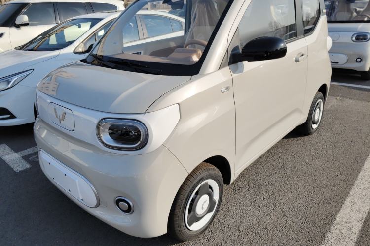 Used Wuling Hongguang MINIEV 2024 3rd Generation 215km Youth Edition
