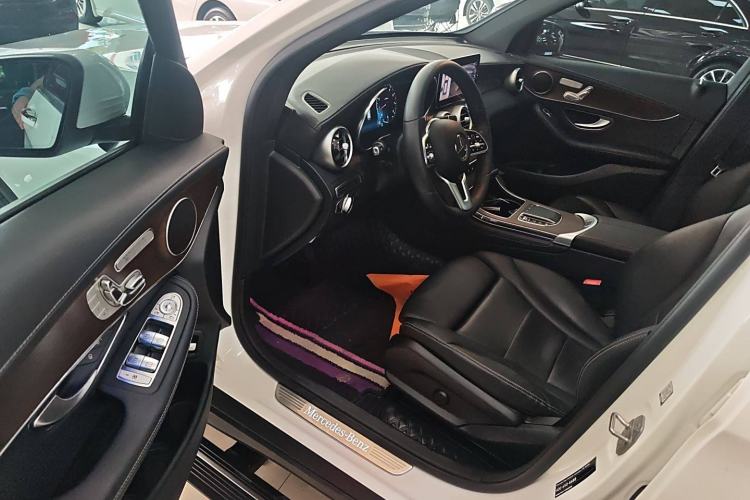 Used Mercedes-Benz GLC 2021 GLC 260 L 4MATIC Luxury Model
