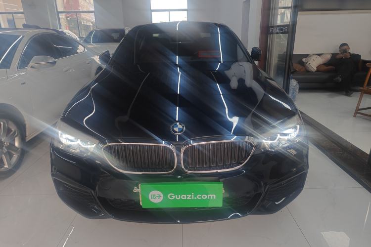 Used BMW 5 Series 2019 Facelifted 530Li Leading Edition M Sport Package
