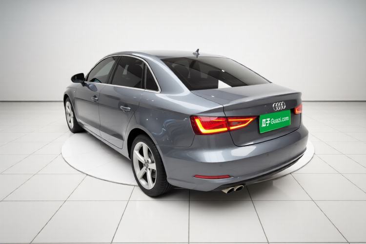 Used Audi A3 2014 Limousine 35 TFSI Automatic Comfort Model
