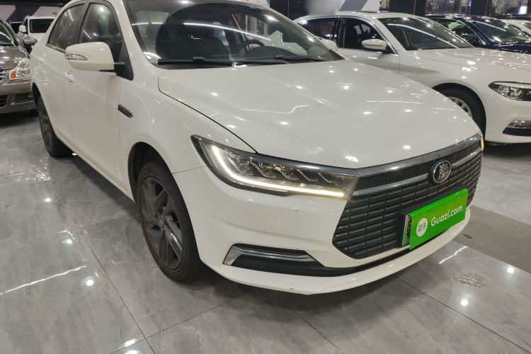 Used BYD Qin New Energy 2019 High-Range Luxury Model
