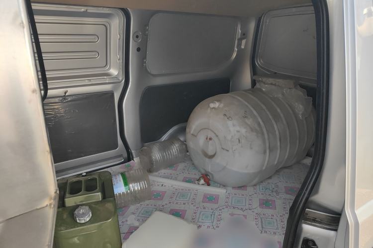 Used Wuling Rongguang S 2023 1.5L Basic Enclosed-Window Vehicle 2 Seats