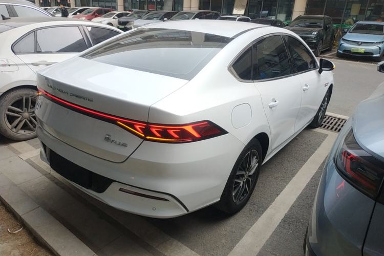 Used BYD Qin PLUS 2021 EV 500KM Luxury Model
