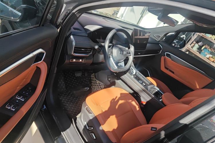 Used Geely Auto Haoyue L 2024 2.0T DCT Flagship Version
