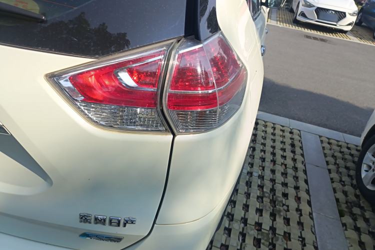 Used Nissan X-Trail 2014 2.0L CVT Comfort Edition 2WD
