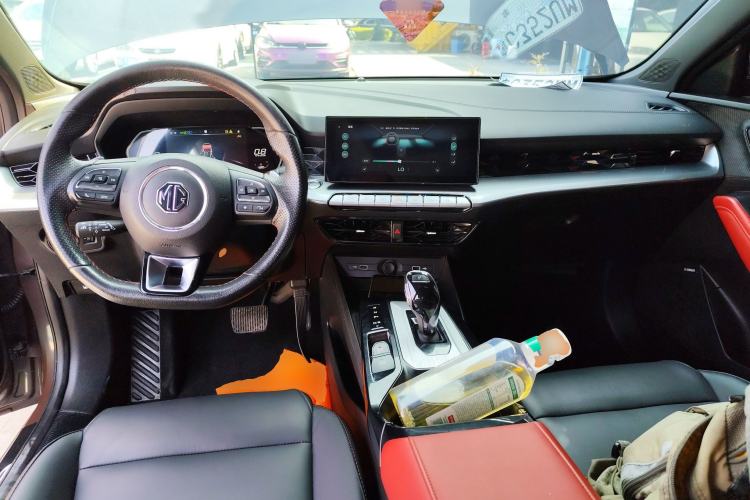 Used MG 5 2022 300TGI DCT Chao Yue Flagship Edition
