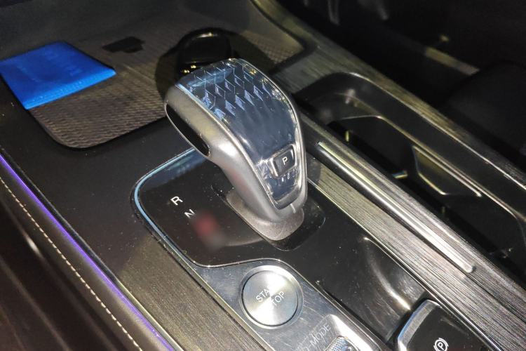 Used GAC Trumpchi GS8 2022 Linghang Series 2.0 TGDI Two-Wheel-Drive Luxury Smart Connectivity Version (7 Seats)
