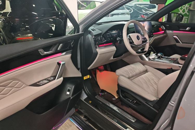 Used BYD Tang New Energy 2025 DM-i 115KM Flagship Model
