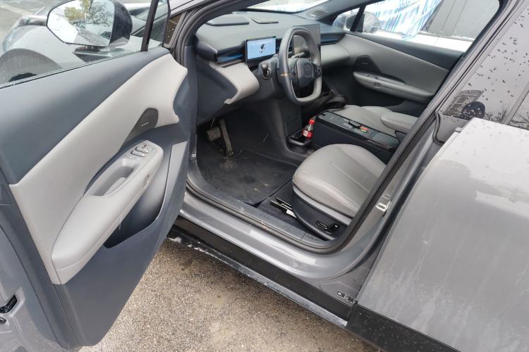 Used Lynk & Co Z20 2025 530 km Range Rear-Wheel Drive Max