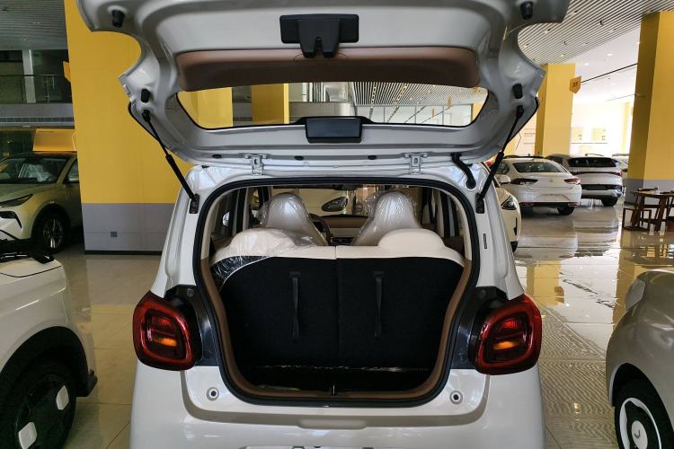 Used Wuling Hongguang MINIEV 2025 Four-Door Version Advanced Edition
