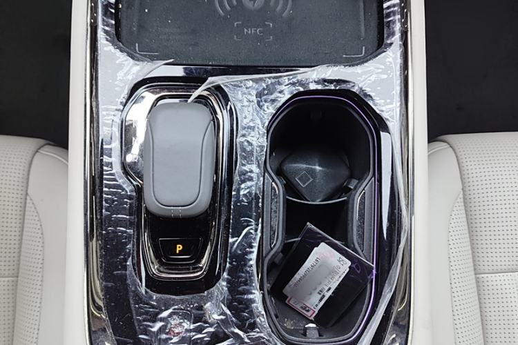 Used Zeekr 009 2022 WE Edition
