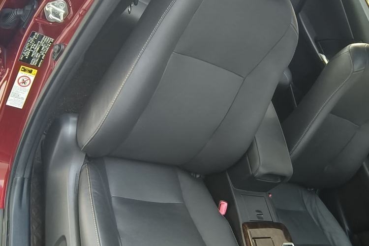 Used Toyota Camry 2016 2.0G 10th Anniversary Leading Edition
