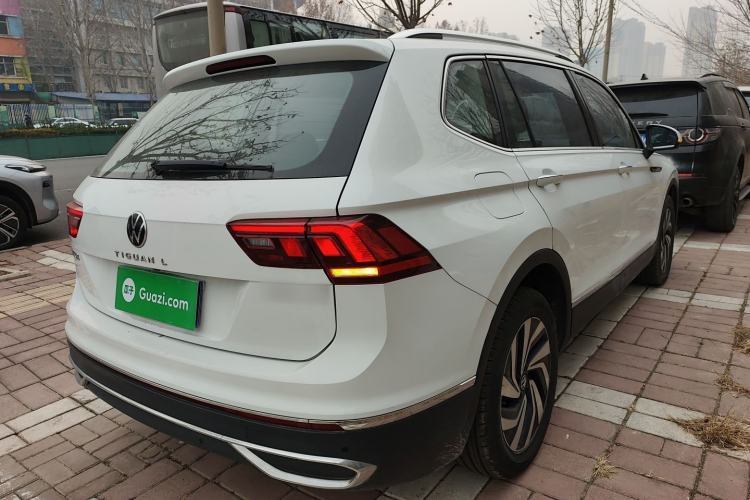 Used Volkswagen Tiguan L 2024 300TSI Automatic Two-Wheel Drive Smart Edition
