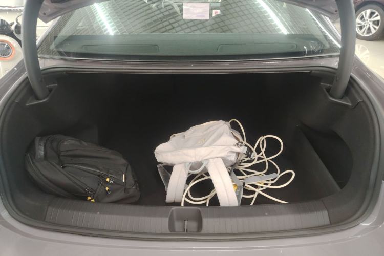 Used Volkswagen Passat 2025 Pro 380TSI Starry Dragon Luxury Edition
