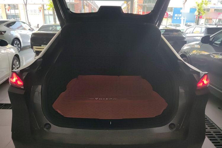 Used  L07 2025 300Ultra Qiankun Intelligent Driving ADS SE Range-Extended Version
