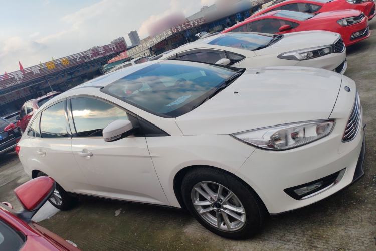 Used Ford Focus 2015 Sedan 1.6L Automatic Trend Model
