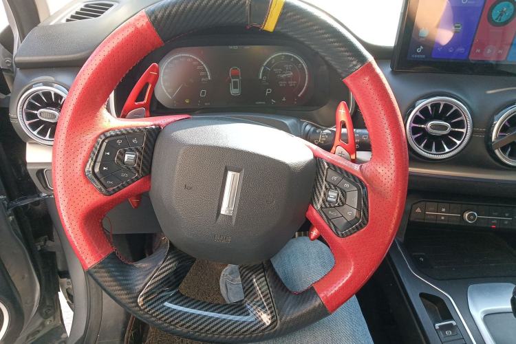 Used Wey VV6 2018 2.0T Two-Wheel-Drive Ultra-Luxury Version China V Standard