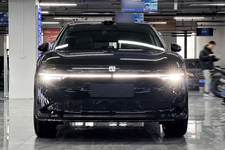 Used Zeekr 7X 2025 100 kWh Long-Range Rear-Wheel Drive with Intelligent Driving Features
