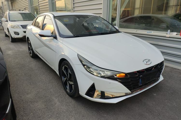 Used Hyundai Elantra 2021 1.5L CVT LUX Prestige Edition