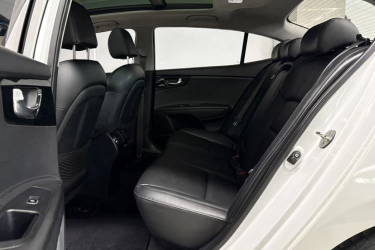 Used Kia K4 2014 1.8L Automatic DLX
