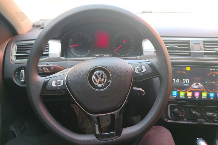 Used Volkswagen Santana 2018 1.5L Automatic Comfort Edition
