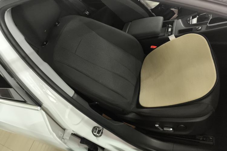 Used Audi A4L 2017 Plus 40 TFSI Ambition Model
