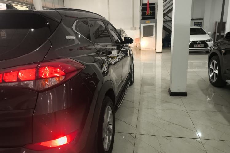 Used Hyundai Tucson 2018 1.6T Dual-Clutch Two-Wheel Drive 15th Anniversary Special Edition