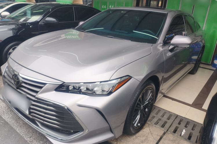Used Toyota Avalon 2019 2.0L XLE Premium Edition China VI
