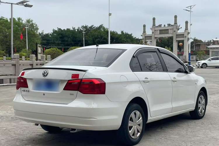 Used Volkswagen Jetta 2015 Value Edition 1.6L Automatic Fashion Version
