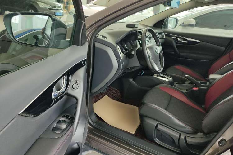 Used Nissan Qashqai 2017 2.0L CVT Smart Enjoyment Version China VI Standard