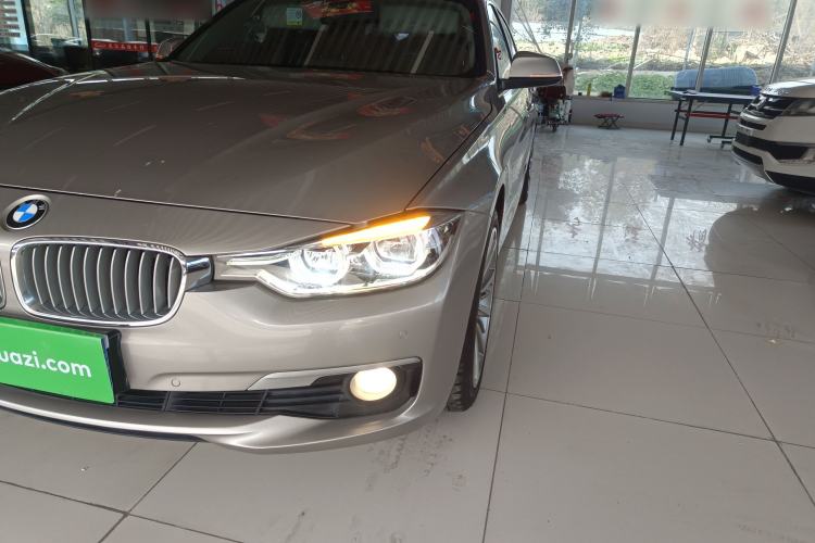 Used BMW 3 Series 2019 320Li Fashion Model
