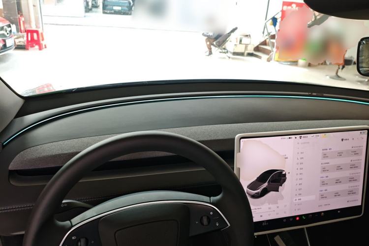 Used Tesla Model Y 2025 Rear-Wheel-Drive Version
