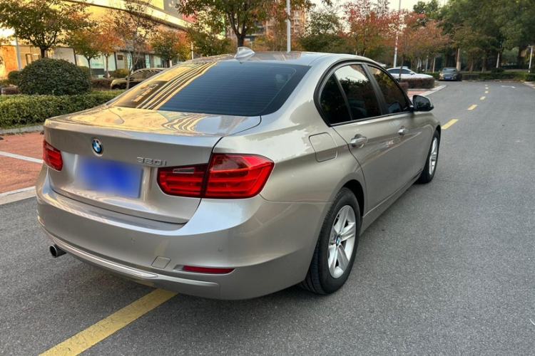 Used BMW 3 Series 2015 320i Luxury Line Stylish Edition
