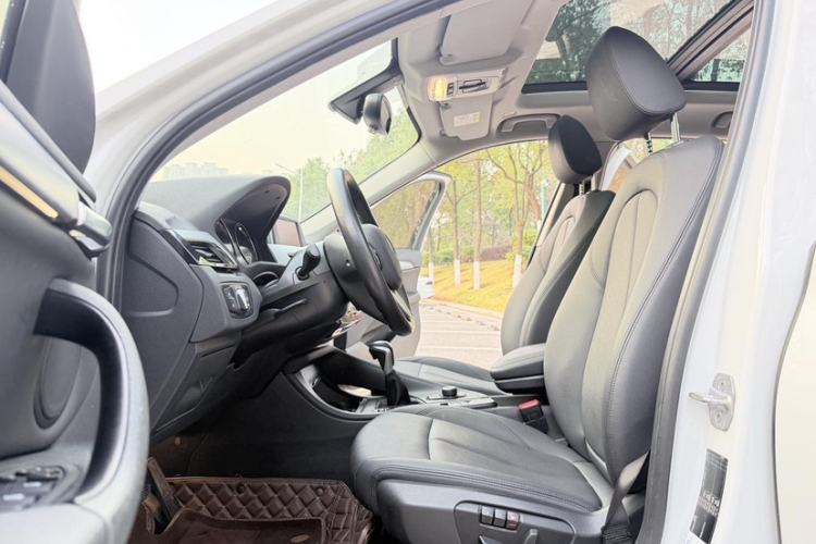 Used BMW X1 2019 sDrive20Li Leading Model