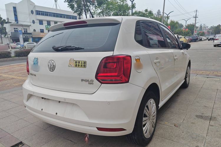 Used Volkswagen Polo 2016 1.6L Automatic Comfort Model
