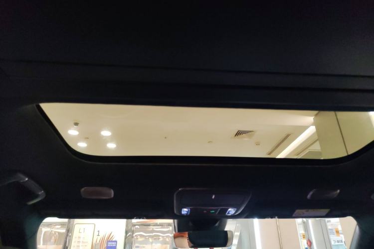 Used Lynk & Co 900 2025 2.0T Ultra
