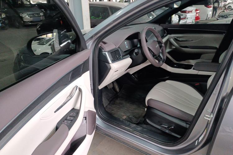 Used BYD Song PLUS New Energy 2025 DM-i 112KM Prestige Model