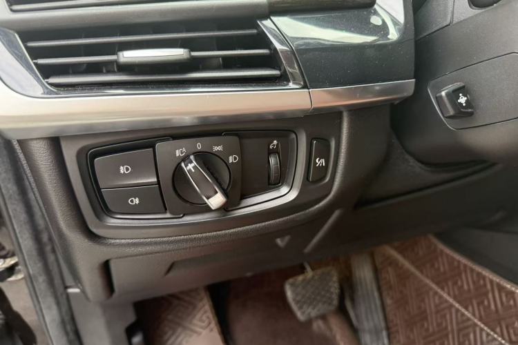 Used BMW X5 2014 xDrive35i Luxury Model
