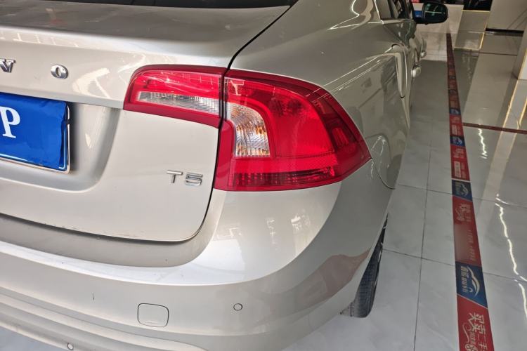 Used Volvo S60 2019 S60L T3 Intelligent Upgrade Edition
