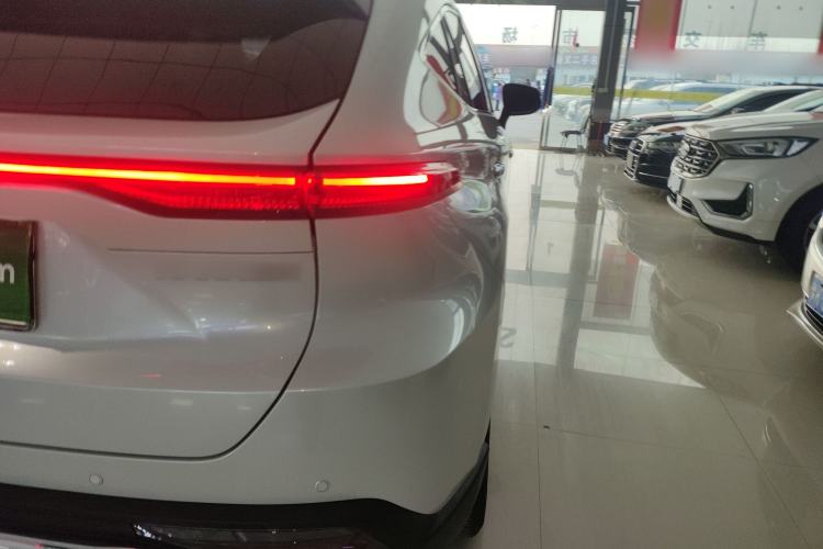 Used Toyota Harrier 2023 2.0L CVT Two-Wheel Drive Deluxe Edition