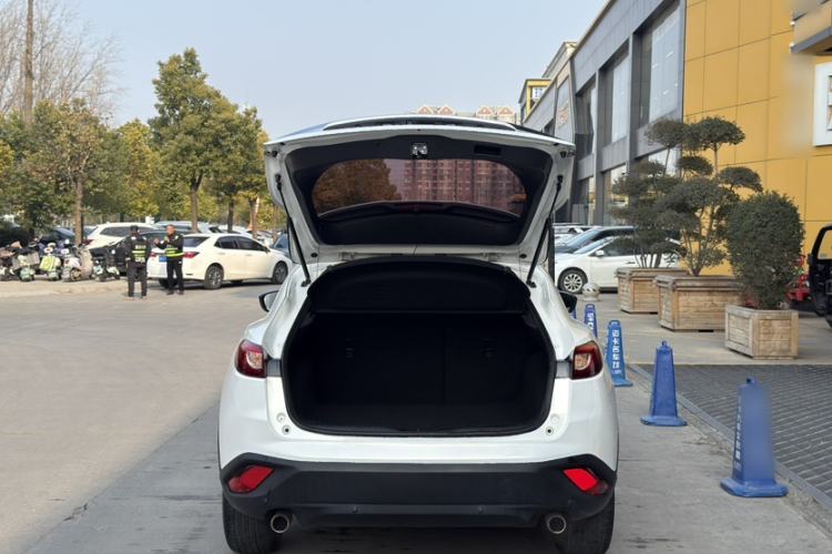 Used Mazda CX-4 2018 2.5L Automatic 4x4 Bluelight Fearless Edition China V Standard
