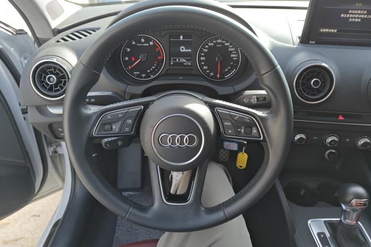 Used Audi A3 2020 Restyled Sportback 35 TFSI Entry-Level China VI Emission Standard
