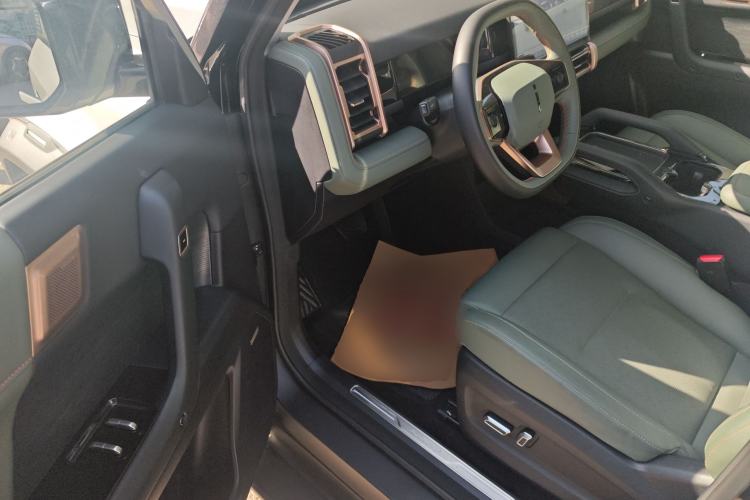 Used  03 2024 401km Two-Wheel Drive Standard Advanced Version
