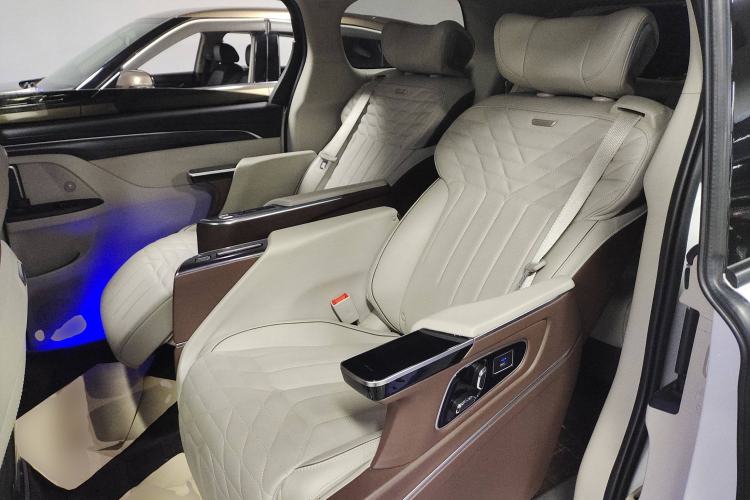 Used Buick GL8 2021 ES Landtrek 653T Comfort Edition
