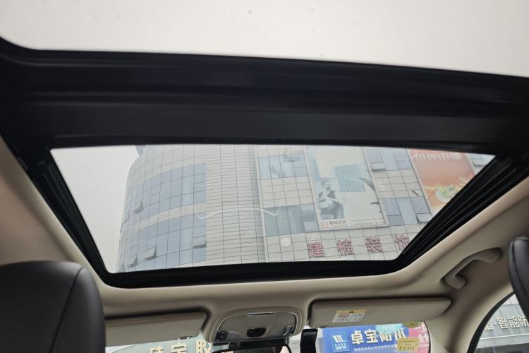 Used  Cherokee 2014 2.4L Luxury Edition
